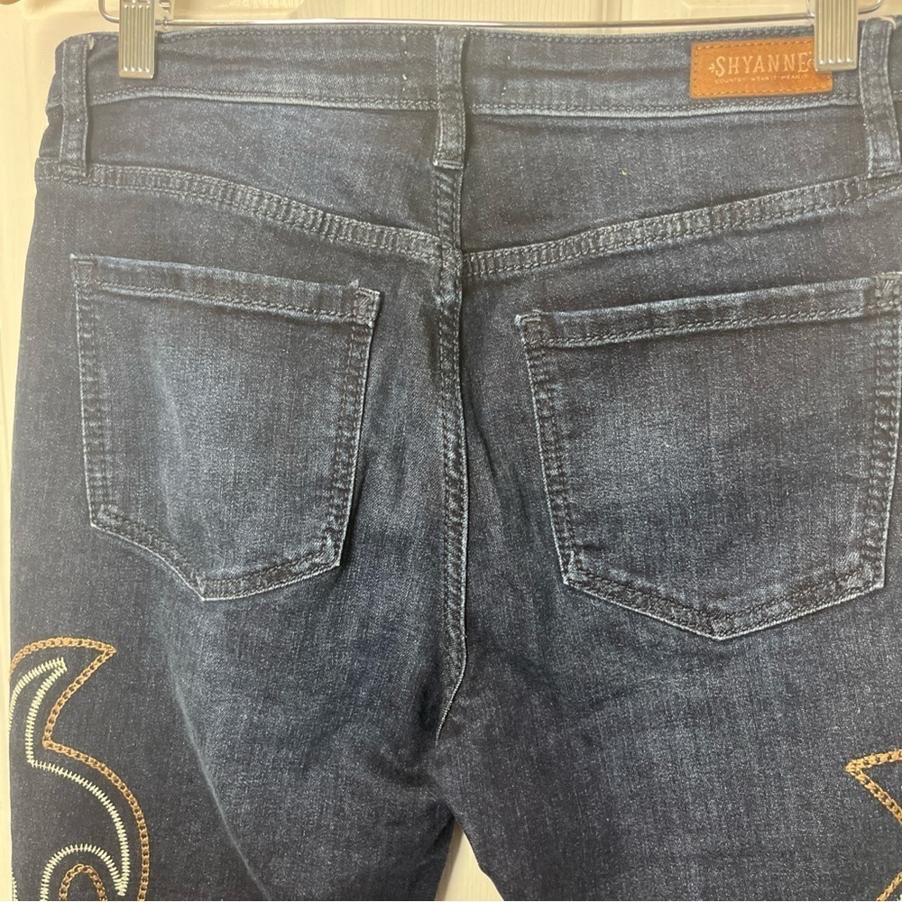 Shyanne Dark Blue Flared Jeans with Embroidered Detail Size 32 Bell bottom - Picture 8 of 14